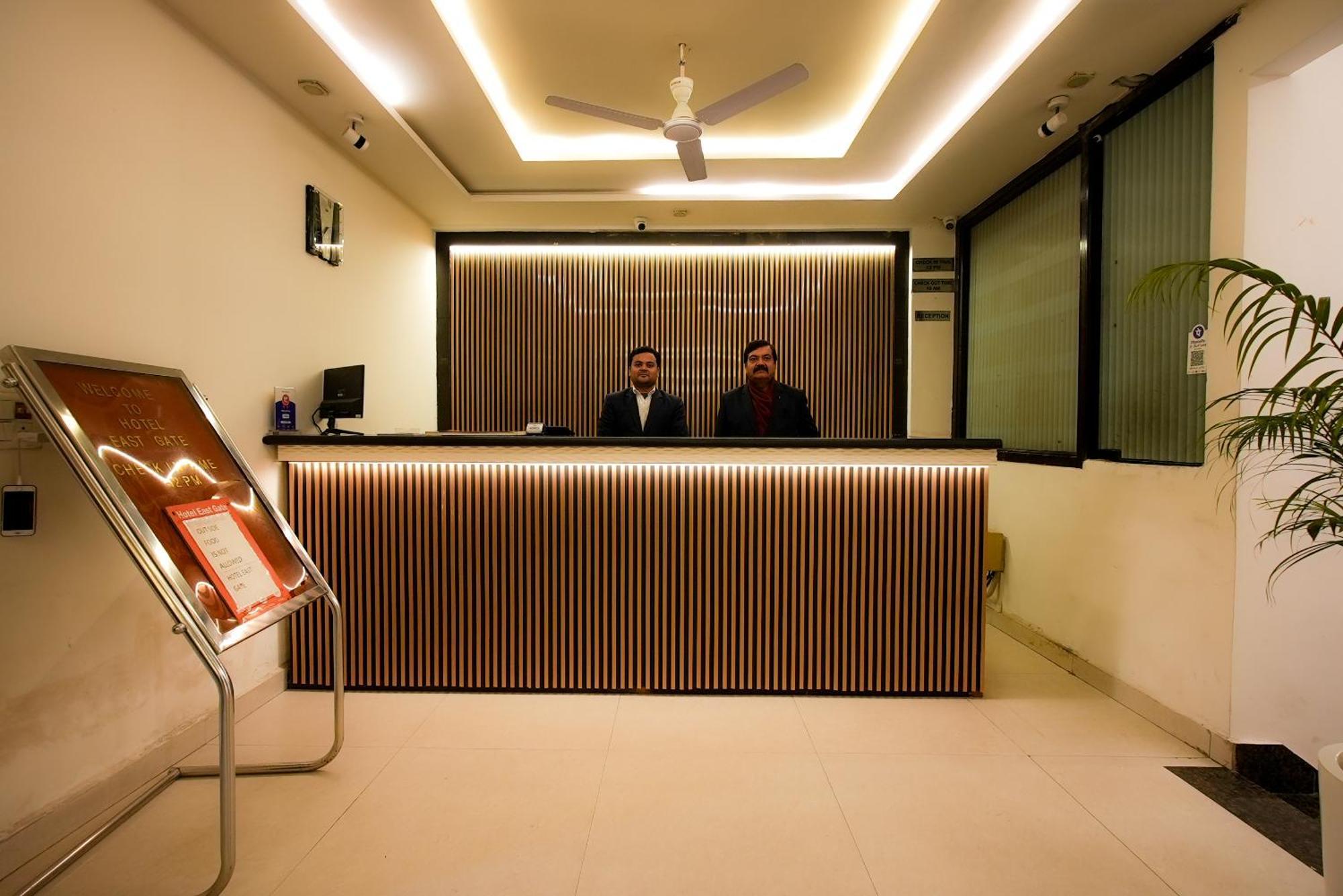 Hotel East Gate Agra  Exterior foto