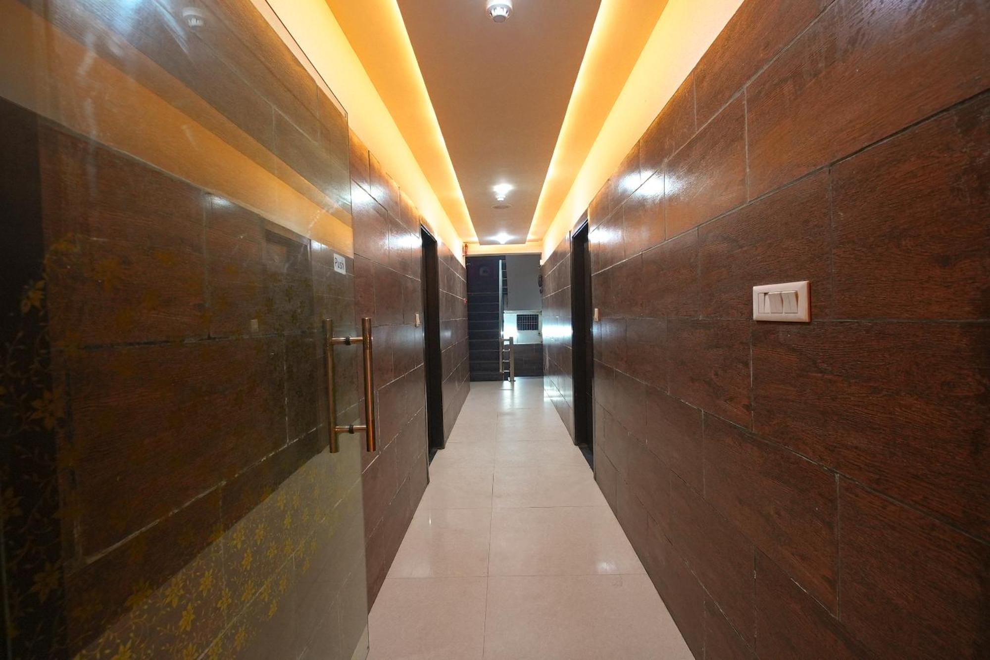 Hotel East Gate Agra  Exterior foto