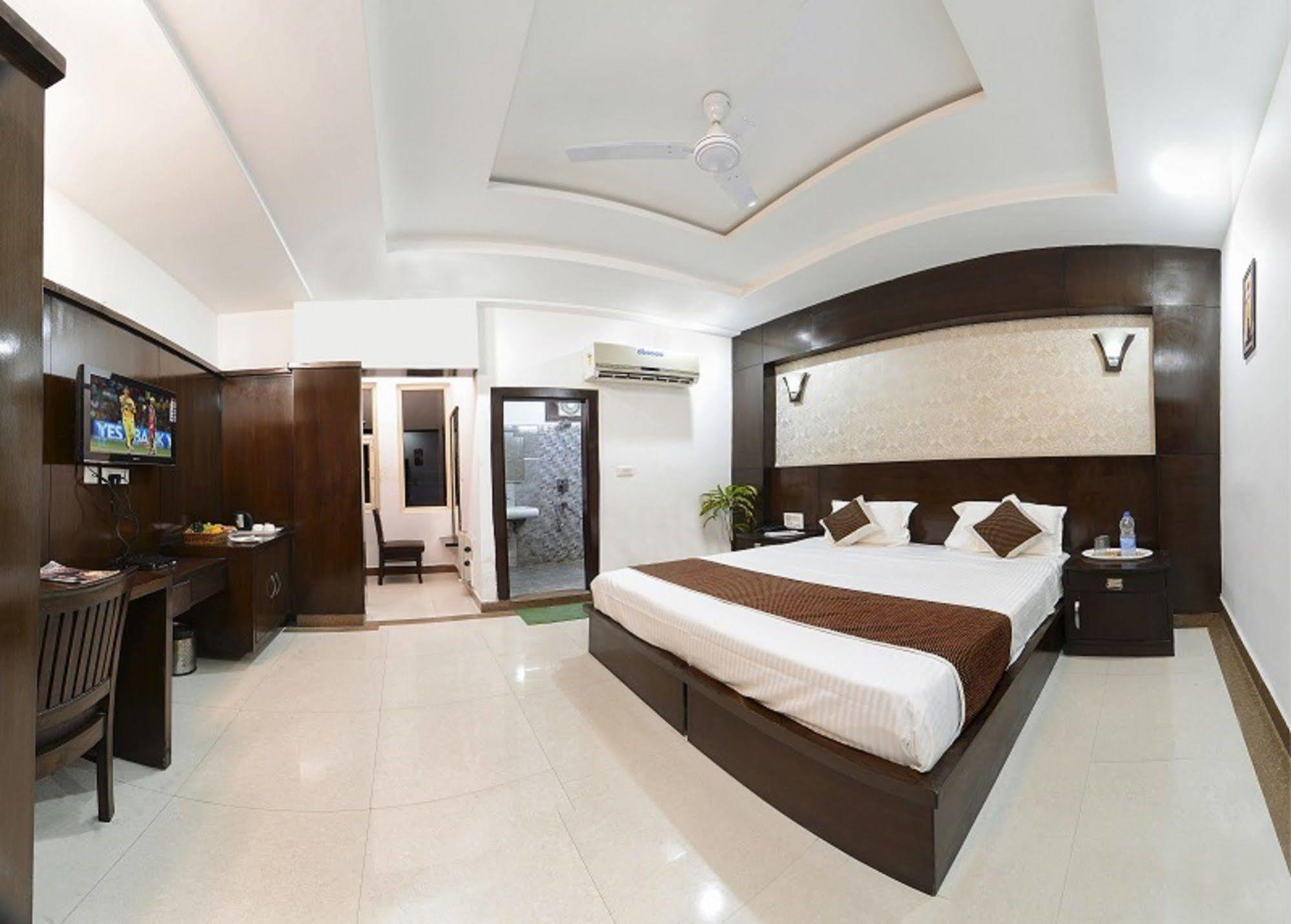 Hotel East Gate Agra  Exterior foto