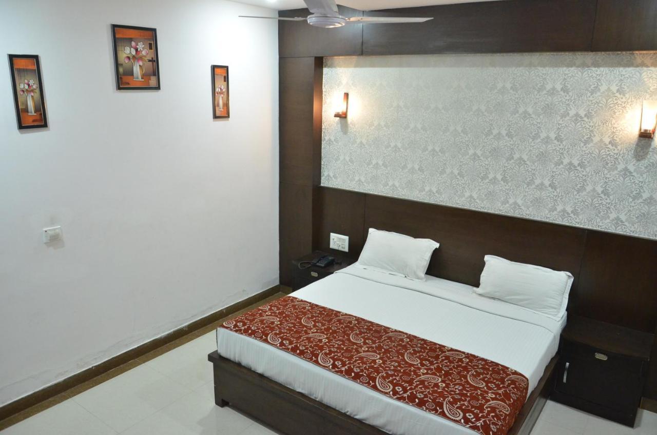 Hotel East Gate Agra  Exterior foto