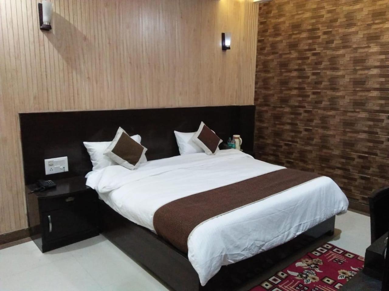 Hotel East Gate Agra  Exterior foto